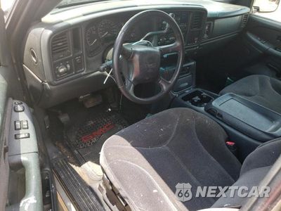 Zdjęcie 8 z 12 samochodu: 2002 GMC NEW SIERRA C1500 VIN:2GTEC19T721377755 - miniatura