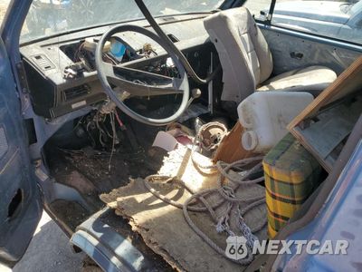Zdjęcie 8 z 12 samochodu: 1983 VOLKSWAGEN VANAGON BUS VIN:WV2YB0250DH113395 - miniatura