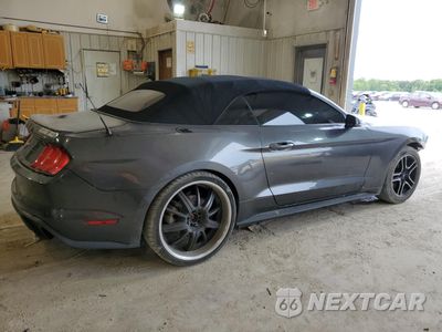Trzecie zdjęcie samochodu z tyłu: 2020 FORD MUSTANG VIN:1FATP8UH8L5179795 - miniatura