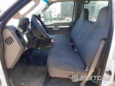 Zdjęcie 7 z 12 samochodu: 2008 FORD F550 SUPER DUTY VIN:1FDAW56R18ED00288 - miniatura