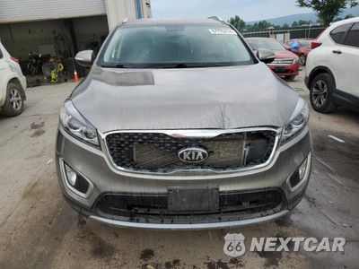 Piąte zdjęcie samochodu w środku: 2018 KIA SORENTO EX VIN:5XYPHDA55JG370316 - miniatura