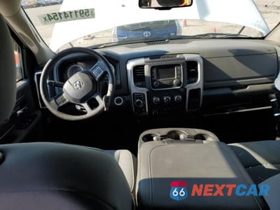 Zdjęcie 8 z 12 samochodu: 2017 RAM 1500 SLT VIN:1C6RR7TT0HS696653 - miniatura