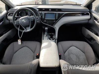 Zdjęcie 8 z 12 samochodu: 2018 TOYOTA CAMRY L VIN:4T1B11HK6JU155238 - miniatura