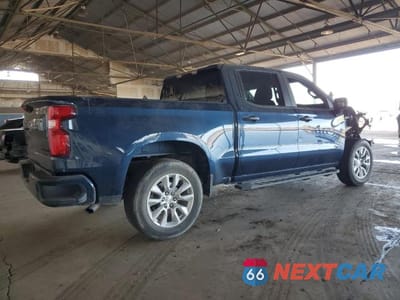 Trzecie zdjęcie samochodu z tyłu: 2020 CHEVROLET SILVERADO C1500 CUSTOM VIN:3GCPWBEH6LG171696 - miniatura