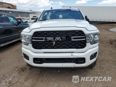 Piąte zdjęcie samochodu w środku: 2022 RAM 2500 BIG HORN/LONE STAR VIN:3C6UR5DLXNG183393 - miniatura