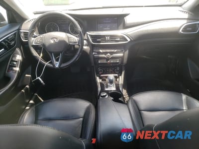 Zdjęcie 8 z 13 samochodu: 2018 INFINITI QX30 BASE VIN:SJKCH5CP1JA059000 - miniatura