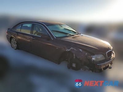 Czwarte zdjęcie samochodu z boku: 2006 BMW 750 LI VIN:WBAHN83546DT27283 - miniatura