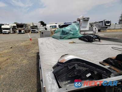 Zdjęcie 12 z 12 samochodu: 2022 RAM 5500 VIN:3C7WRNDL9NG379474 - miniatura