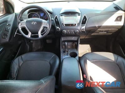 Zdjęcie 8 z 12 samochodu: 2011 HYUNDAI TUCSON GLS VIN:KM8JU3AC0BU229420 - miniatura