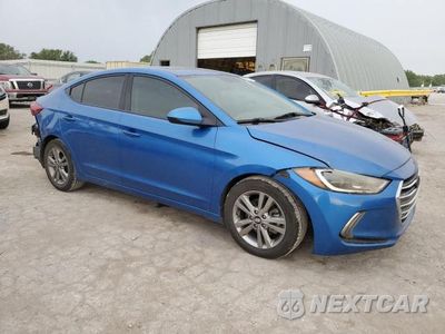 Czwarte zdjęcie samochodu z boku: 2017 HYUNDAI ELANTRA SE VIN:KMHD84LF6HU355899 - miniatura