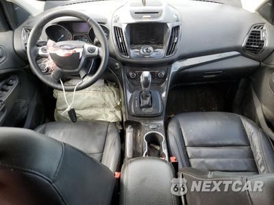 Zdjęcie 8 z 16 samochodu: 2016 FORD ESCAPE TITANIUM VIN:1FMCU9J94GUC48138 - miniatura