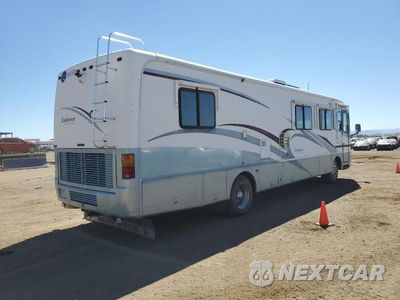 Czwarte zdjęcie samochodu z boku: 2000 FREIGHTLINER CHASSIS X LINE MOTOR HOME VIN:4UZ6XJCAXYCG19634 - miniatura
