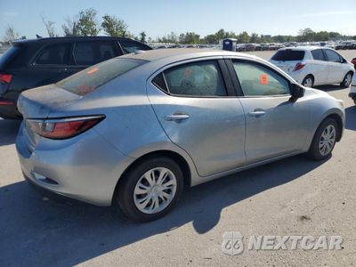 Trzecie zdjęcie samochodu z tyłu: 2019 TOYOTA YARIS L VIN:3MYDLBYV4KY502735 - miniatura