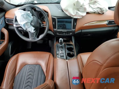 Zdjęcie 8 z 15 samochodu: 2018 MASERATI LEVANTE S LUXURY VIN:ZN661YUL8JX298542 - miniatura