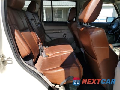 Zdjęcie 11 z 13 samochodu: 2007 JEEP COMMANDER LIMITED VIN:1J8HH58P07C519108 - miniatura