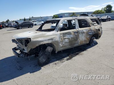2018 TOYOTA 4RUNNER SR5/SR5 PREMIUM JTEBU5JR3J5547870 - główne zdjęcie licytacji z USA - miniatura