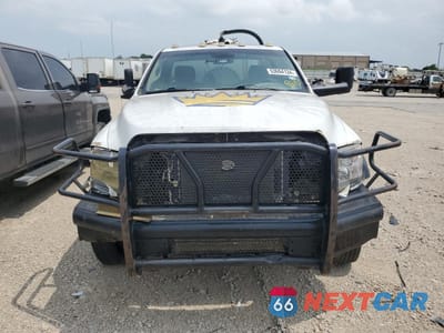 Piąte zdjęcie samochodu w środku: 2013 RAM 5500 VIN:3C7WRMBL8DG541493 - miniatura