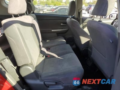 Zdjęcie 10 z 12 samochodu: 2013 TOYOTA PRIUS V VIN:JTDZN3EU6D3229499 - miniatura