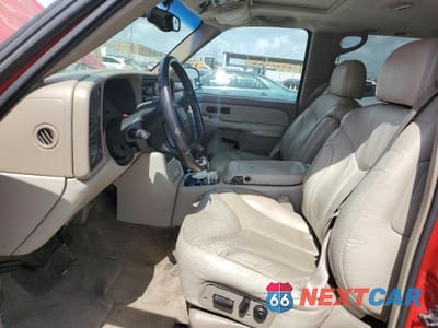 Zdjęcie 7 z 13 samochodu: 2001 GMC YUKON XL C1500 VIN:1GKEC16T41J238048 - miniatura