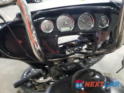 Zdjęcie 7 z 8 samochodu: 2018 HARLEY-DAVIDSON FLHXS 115TH ANNIVERSARY STREET GLIDE SPECIAL VIN:1HD1KYC19JB632579 - miniatura