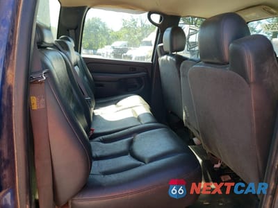 Zdjęcie 10 z 12 samochodu: 2004 CHEVROLET SILVERADO K3500 VIN:1GBJK33274F208350 - miniatura