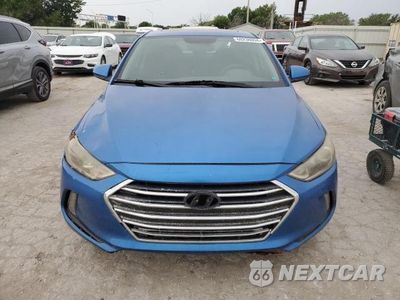 Piąte zdjęcie samochodu w środku: 2017 HYUNDAI ELANTRA SE VIN:KMHD84LF6HU355899 - miniatura