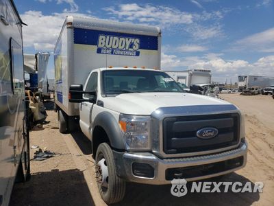 Czwarte zdjęcie samochodu z boku: 2016 FORD F550 SUPER DUTY VIN:1FDUF5HT1GEA50992 - miniatura