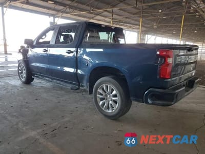 Drugie zdjęcie samochodu z przodu: 2020 CHEVROLET SILVERADO C1500 CUSTOM VIN:3GCPWBEH6LG171696 - miniatura