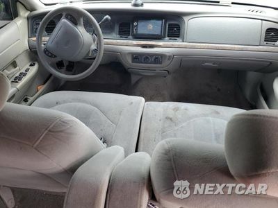 Zdjęcie 8 z 12 samochodu: 1998 FORD CROWN VICTORIA VIN:2FAFP73W3XX237078 - miniatura