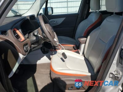 Zdjęcie 7 z 13 samochodu: 2017 JEEP RENEGADE LIMITED VIN:ZACCJBDB8HPG54848 - miniatura