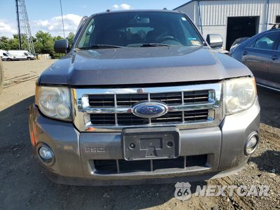 Piąte zdjęcie samochodu w środku: 2010 FORD ESCAPE XLT VIN:1FMCU0DG8AKA13461 - miniatura
