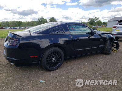 Trzecie zdjęcie samochodu z tyłu: 2014 FORD MUSTANG VIN:1ZVBP8AM8E5325796 - miniatura