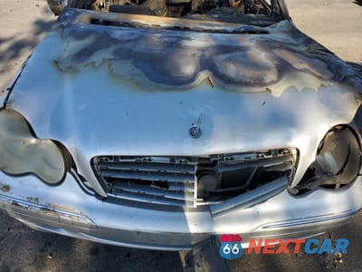 Zdjęcie 11 z 11 samochodu: 2001 MERCEDES-BENZ C 240 VIN:WDBRF61J81F084565 - miniatura