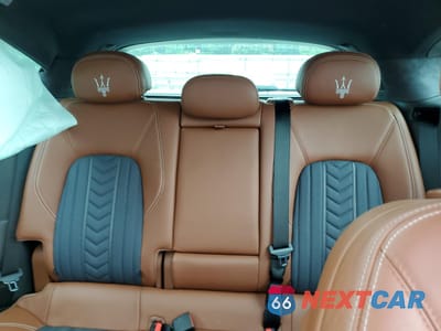 Zdjęcie 10 z 15 samochodu: 2018 MASERATI LEVANTE S LUXURY VIN:ZN661YUL8JX298542 - miniatura