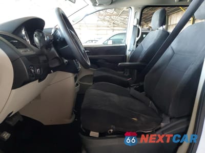 Zdjęcie 7 z 13 samochodu: 2014 DODGE GRAND CARAVAN SE VIN:2C4RDGBG8ER274381 - miniatura