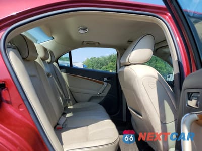 Zdjęcie 11 z 15 samochodu: 2010 LINCOLN MKZ VIN:3LNHL2JC2AR750625 - miniatura