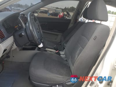 Zdjęcie 7 z 15 samochodu: 2005 KIA SPECTRA5 VIN:KNAFE161155077310 - miniatura