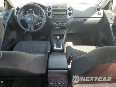 Zdjęcie 8 z 13 samochodu: 2011 VOLKSWAGEN TIGUAN S VIN:WVGAV7AX5BW552597 - miniatura