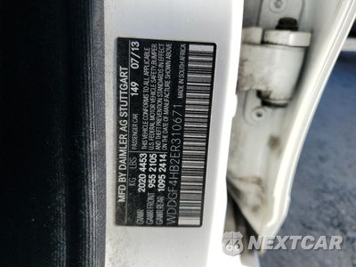 Zdjęcie 12 z 12 samochodu: 2014 MERCEDES-BENZ C 250 VIN:WDDGF4HB2ER310671 - miniatura