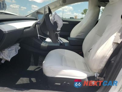 Zdjęcie 7 z 13 samochodu: 2022 TESLA MODEL 3 VIN:5YJ3E1EA6NF302844 - miniatura