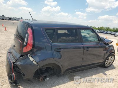Trzecie zdjęcie samochodu z tyłu: 2016 KIA SOUL + VIN:KNDJP3A52G7237196 - miniatura