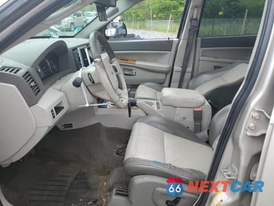 Zdjęcie 7 z 13 samochodu: 2008 JEEP GRAND CHEROKEE LIMITED VIN:1J8HR58288C116657 - miniatura