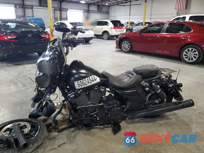 Trzecie zdjęcie samochodu z tyłu: 2018 HARLEY-DAVIDSON FLHXS 115TH ANNIVERSARY STREET GLIDE SPECIAL VIN:1HD1KYC19JB632579 - miniatura