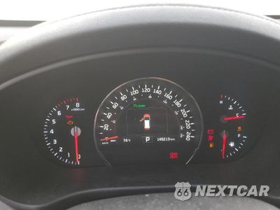 Zdjęcie 9 z 14 samochodu: 2018 KIA SORENTO EX VIN:5XYPHDA55JG370316 - miniatura
