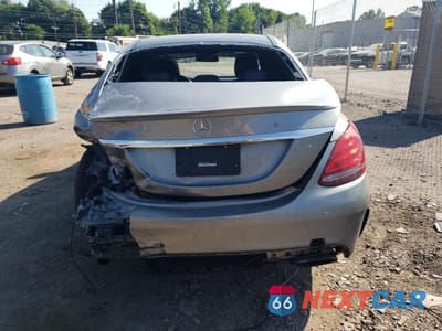 Zdjęcie 6 z 12 samochodu: 2015 MERCEDES-BENZ C 300 4MATIC VIN:55SWF4KB0FU075501 - miniatura
