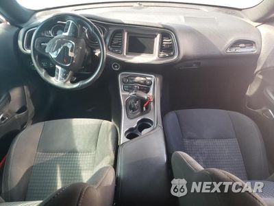 Zdjęcie 8 z 12 samochodu: 2019 DODGE CHALLENGER R/T VIN:2C3CDZBT2KH629484 - miniatura
