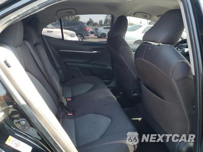 Zdjęcie 10 z 13 samochodu: 2018 TOYOTA CAMRY LE VIN:4T1B31HK9JU504127 - miniatura