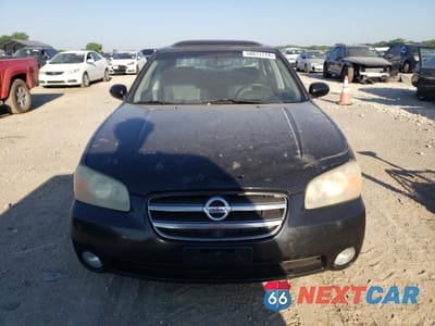 Piąte zdjęcie samochodu w środku: 2002 NISSAN MAXIMA GLE VIN:JN1DA31A32T309957 - miniatura