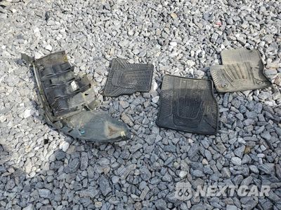 Zdjęcie 15 z 16 samochodu: 2016 FORD ESCAPE TITANIUM VIN:1FMCU9J94GUC48138 - miniatura