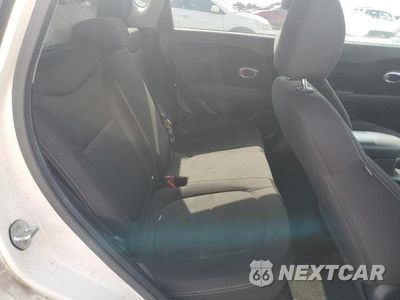 Zdjęcie 10 z 12 samochodu: 2015 KIA SOUL VIN:KNDJN2A2XF7228668 - miniatura